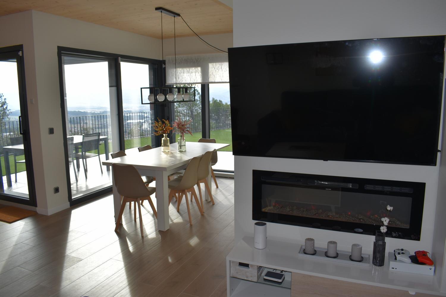 Eagle'S Nest Apartment Castellnou de Bages Bagian luar foto