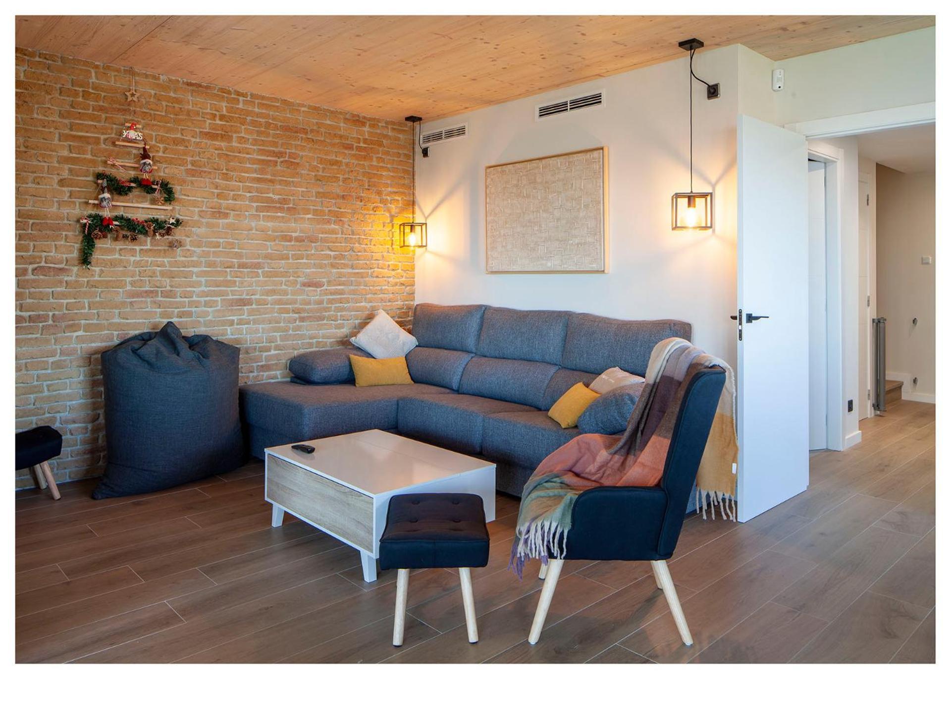 Eagle'S Nest Apartment Castellnou de Bages Bagian luar foto